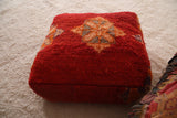 red pouf